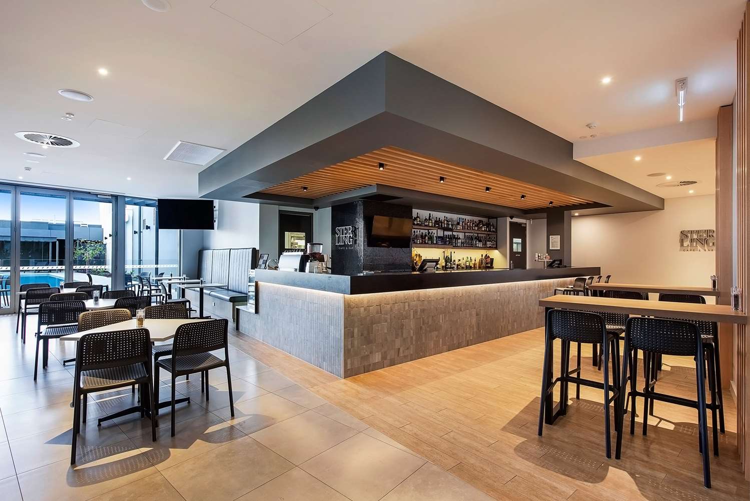 Ingot Hotel Perth, Ascend Hotel Collection 10/16