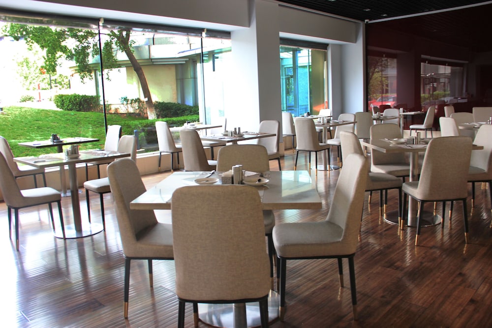 Green Park Hotel Tianjin 33/50