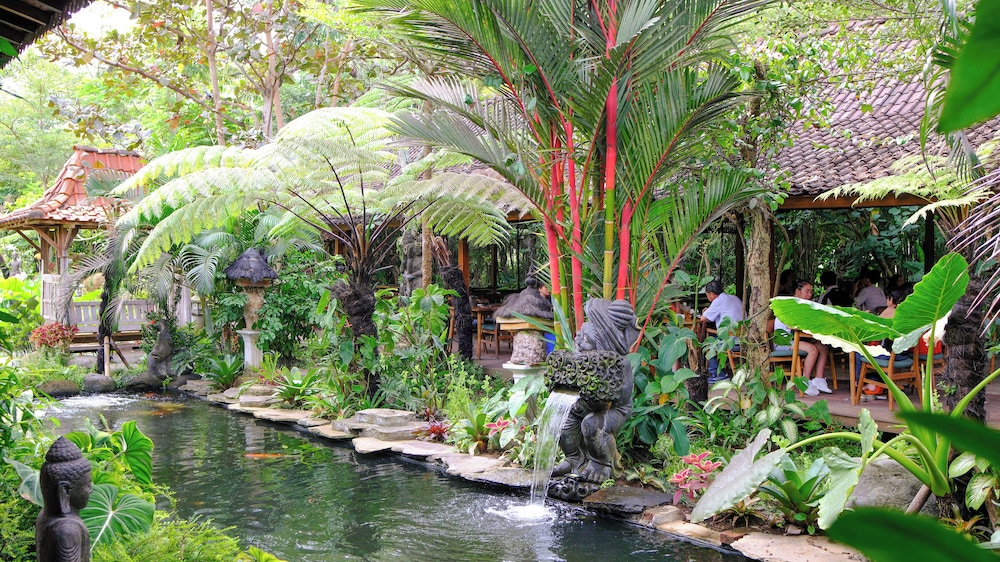 Ubud Art Resort (ex Uma D Mas Villa) 36/48