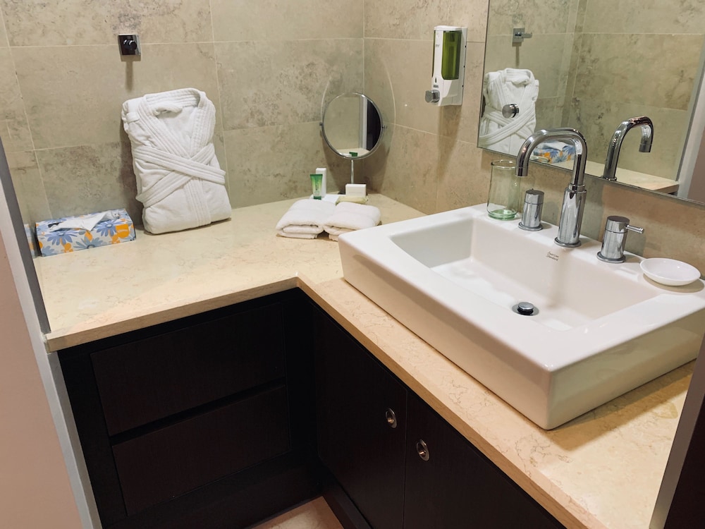 Studio Hotel Boutique 65/75