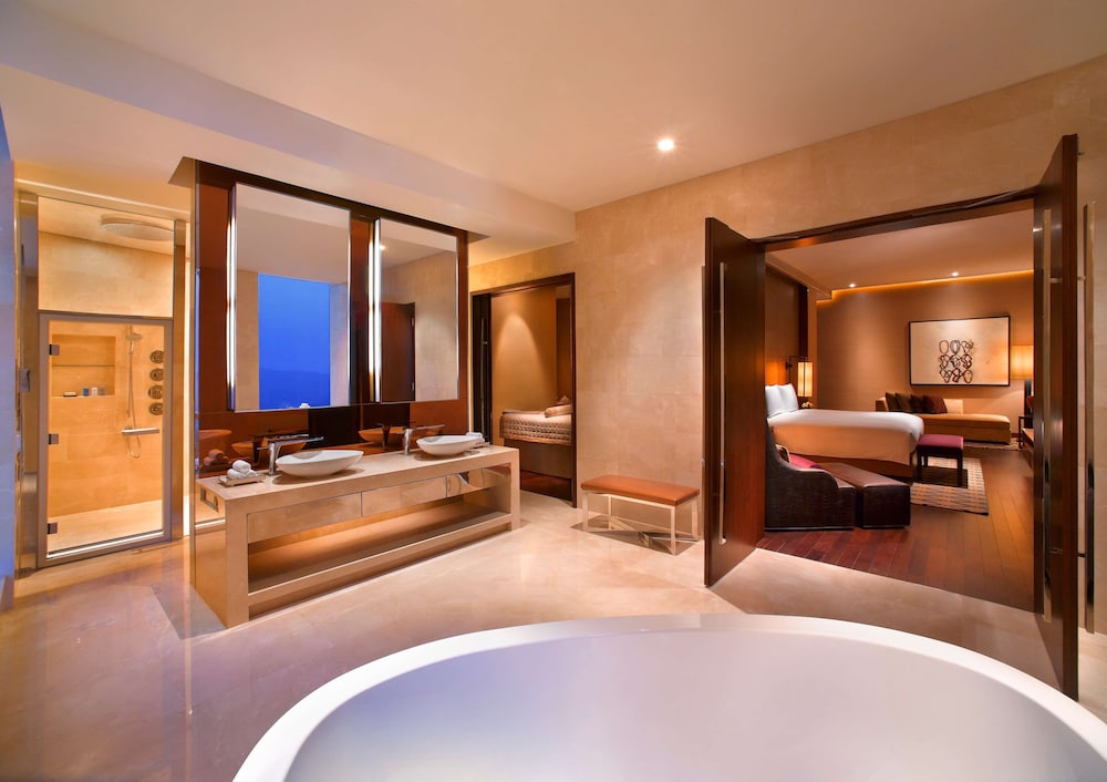 Grand Hyatt Macau 7/68