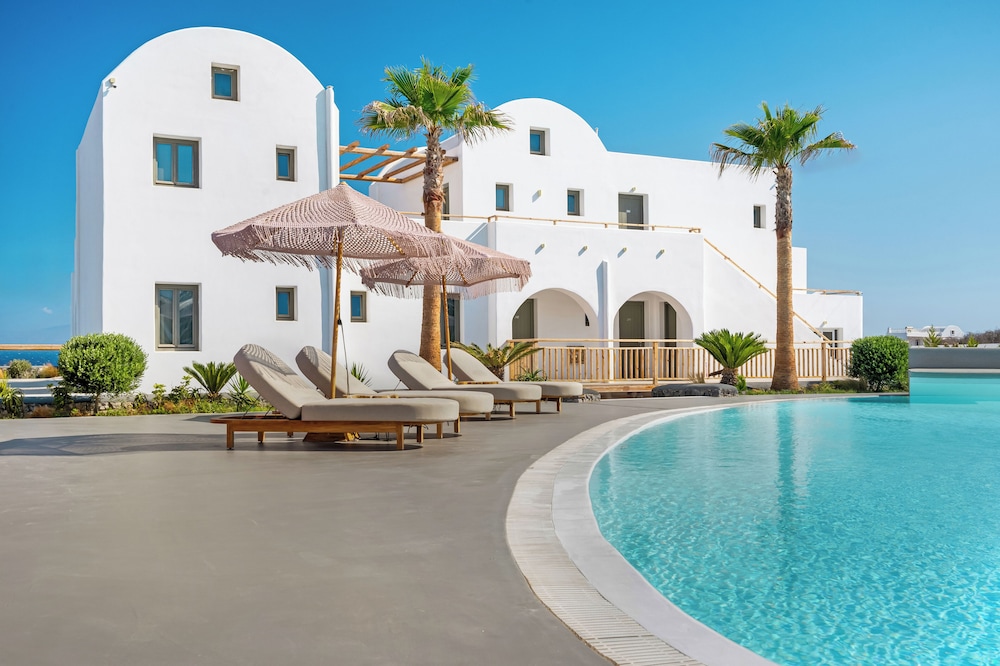 Amethyst Exclusive Suites Oia 69/72