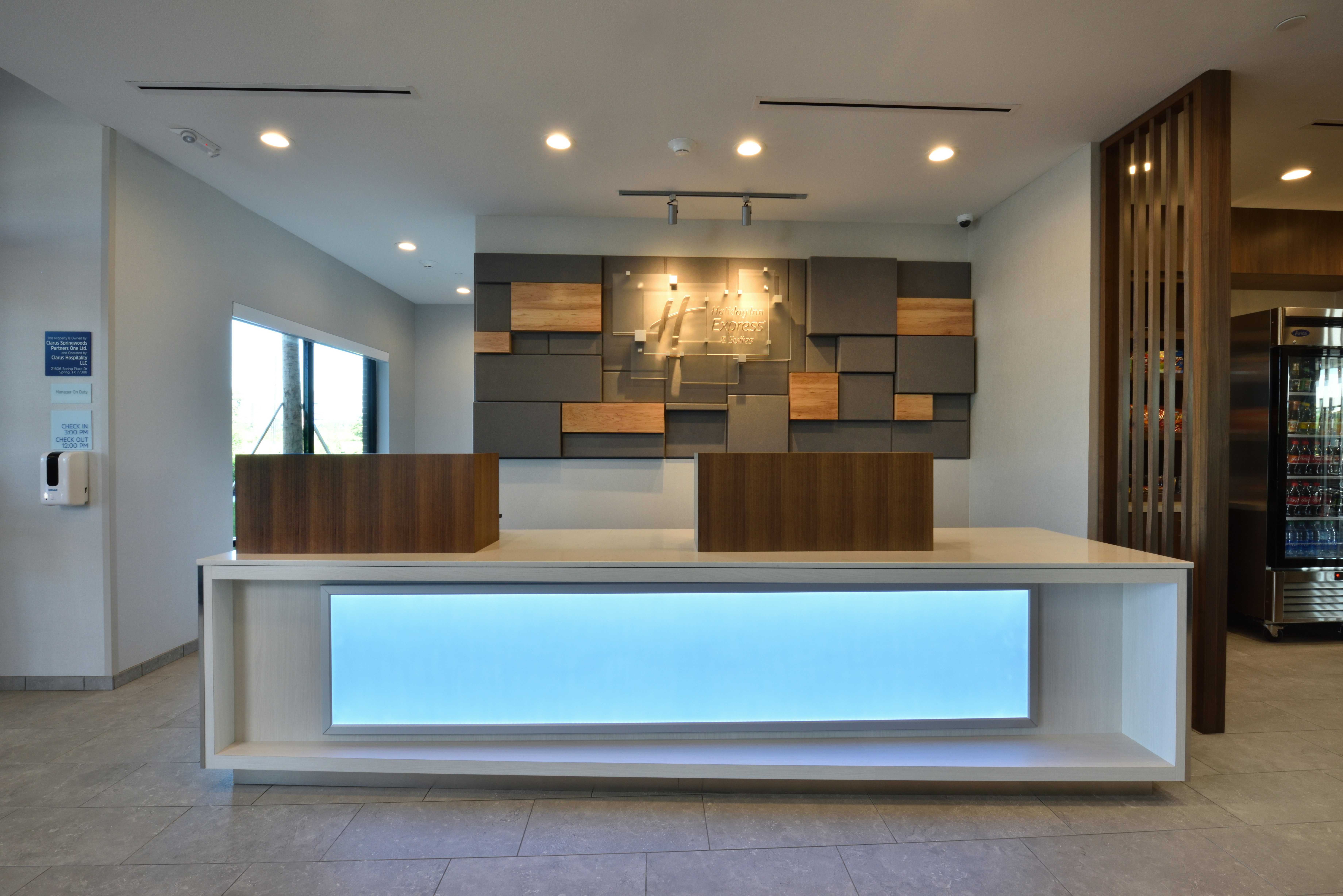 Holiday Inn Express and Suites Houston North Woodlands Area 8/70