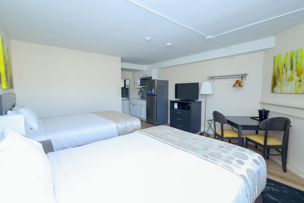 STANDARD, 2 QUEEN BEDS, EXTERIOR ENTRANCE, GROUND FLOOR