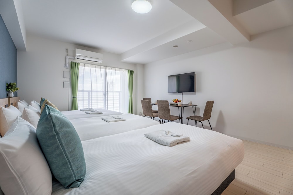 Eslead Hotel Namba South I 18/50
