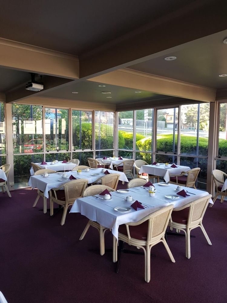 Ringwood Lake Inn 45/61