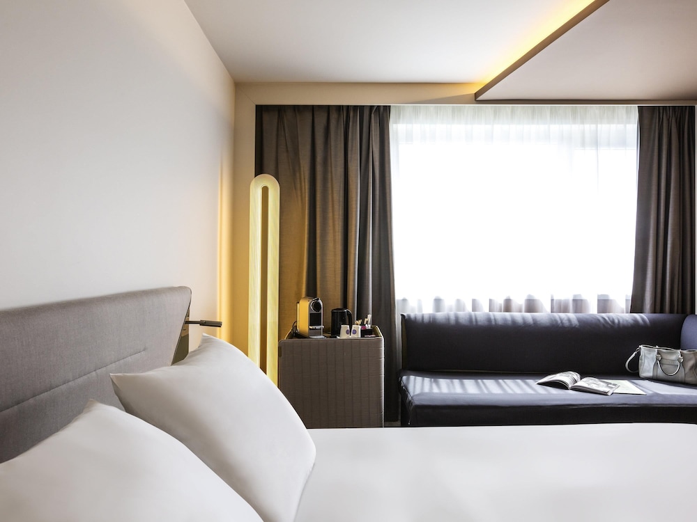 STANDARD, SINGLE BED, ACCESSIBLE