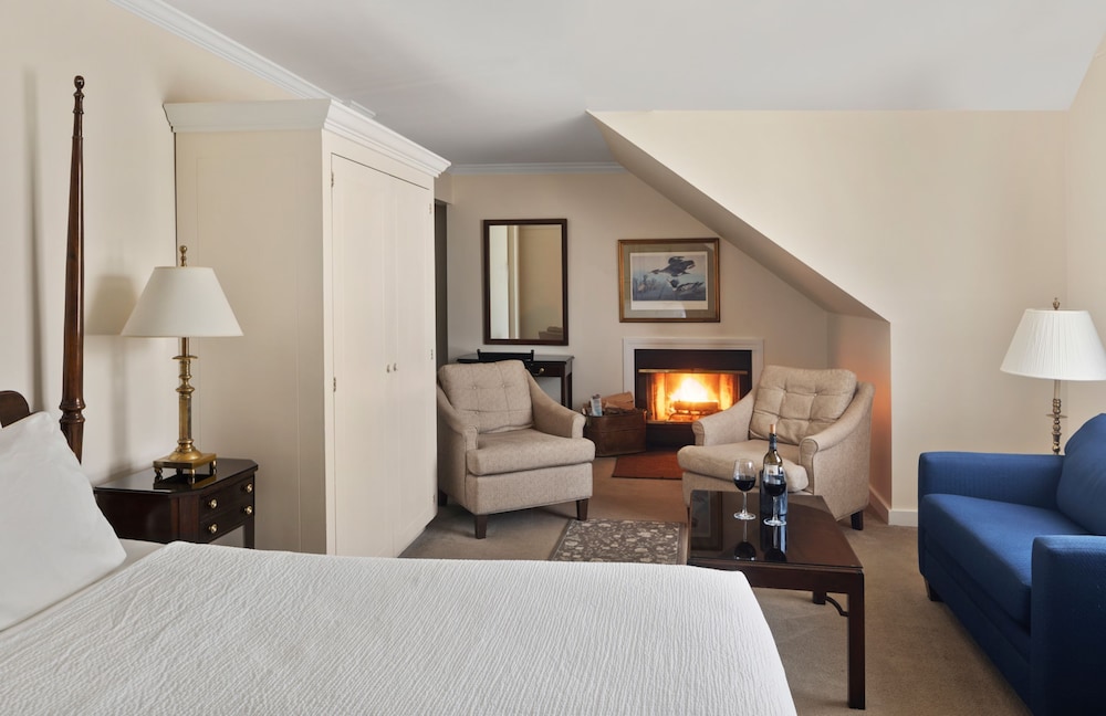 HARRASEEKET INN 7/36