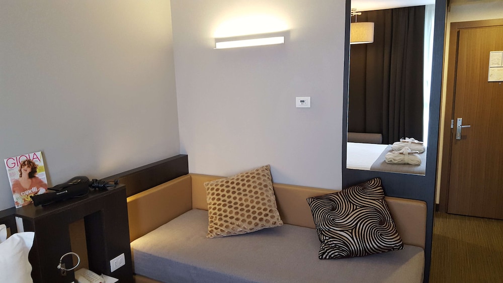 Best Western Premier Chc Airport 40/81
