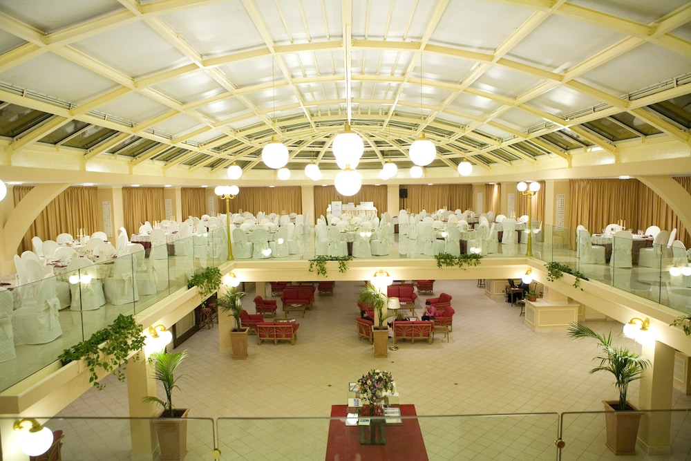 Dioscuri Bay Palace Hotel 63/75