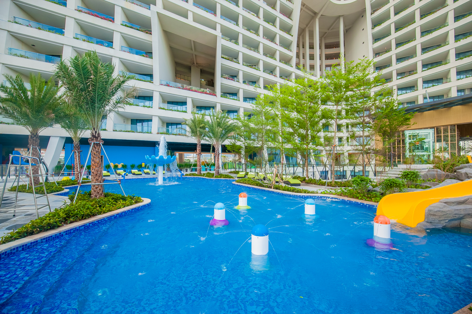 Sanya Conifer Resort 30/38