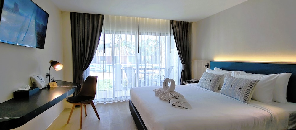 Pooh Beach Resort and Spa 25/57