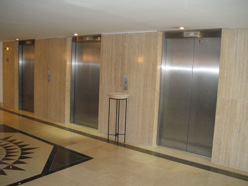 Regency Monastir 18/50