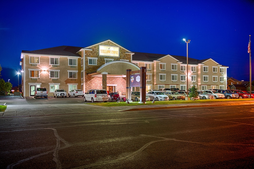 Yellowstone Park Hotel 8/61