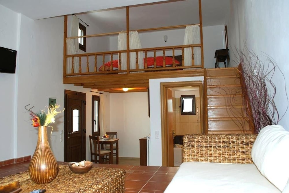 Vina Beach Hotel 6/50