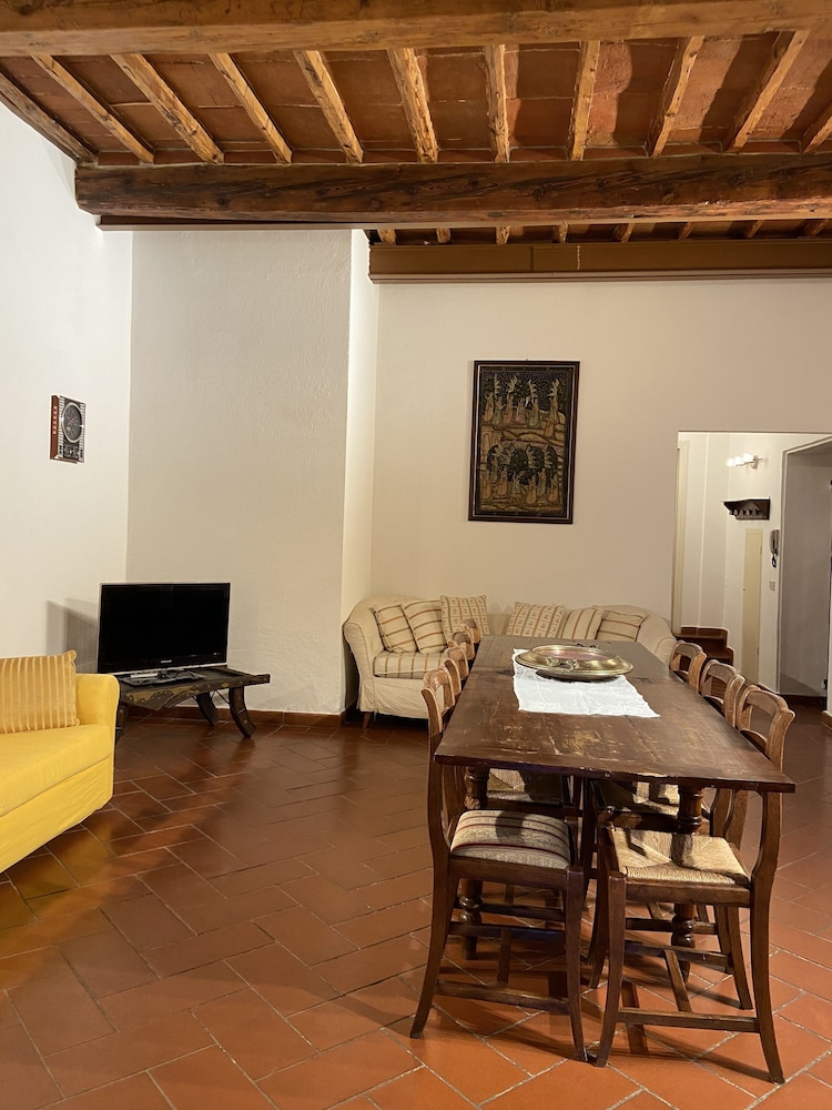 Appartamento Fiesolana 26 16/29