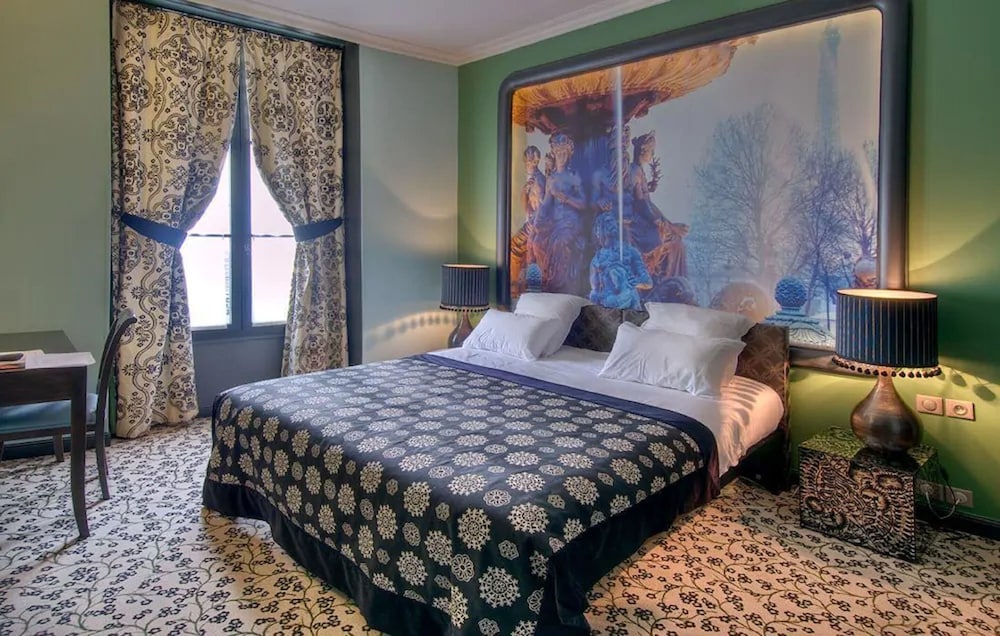 SUPERIOR, DOUBLE BED