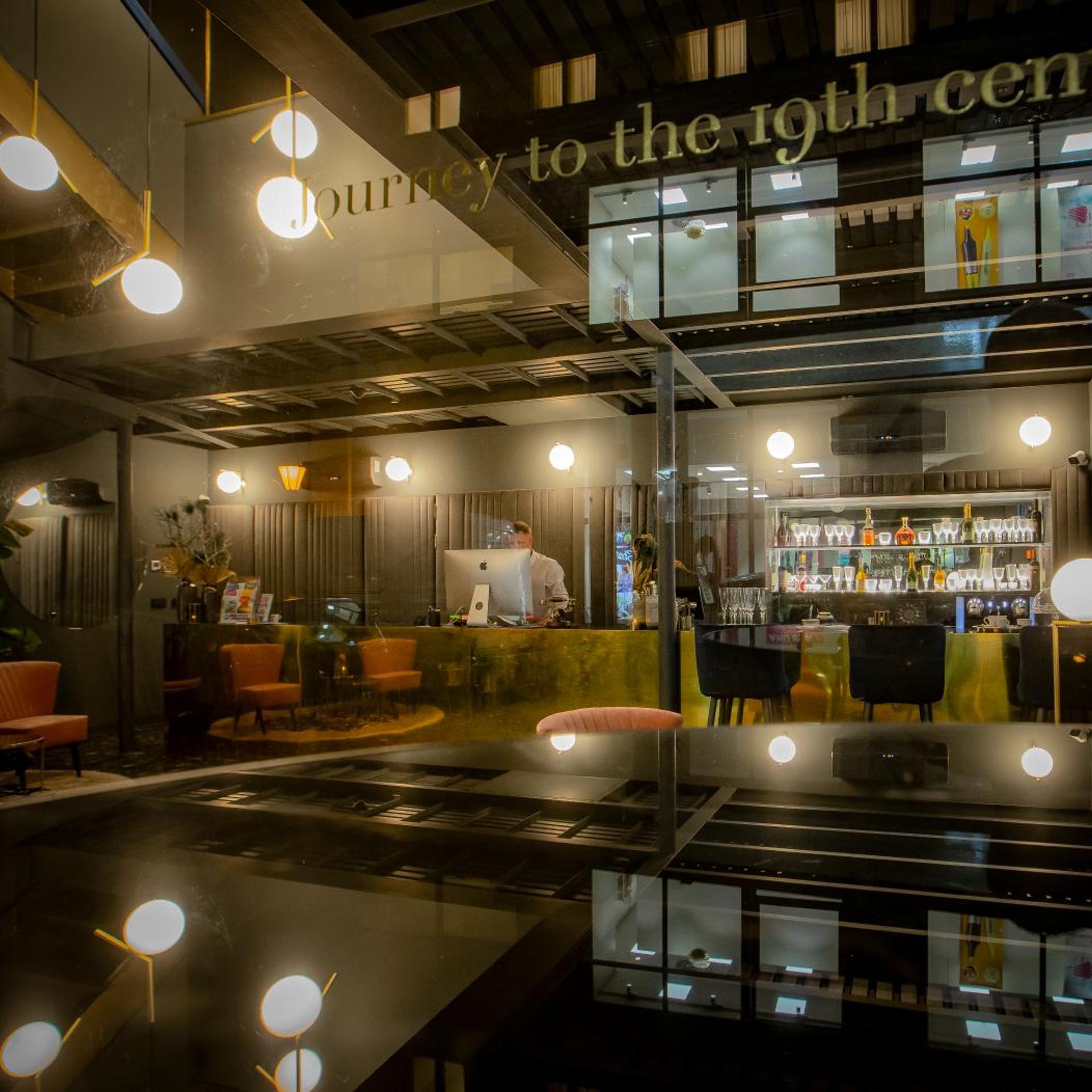 Noble Boutique Hotel - Adults Only 1/50