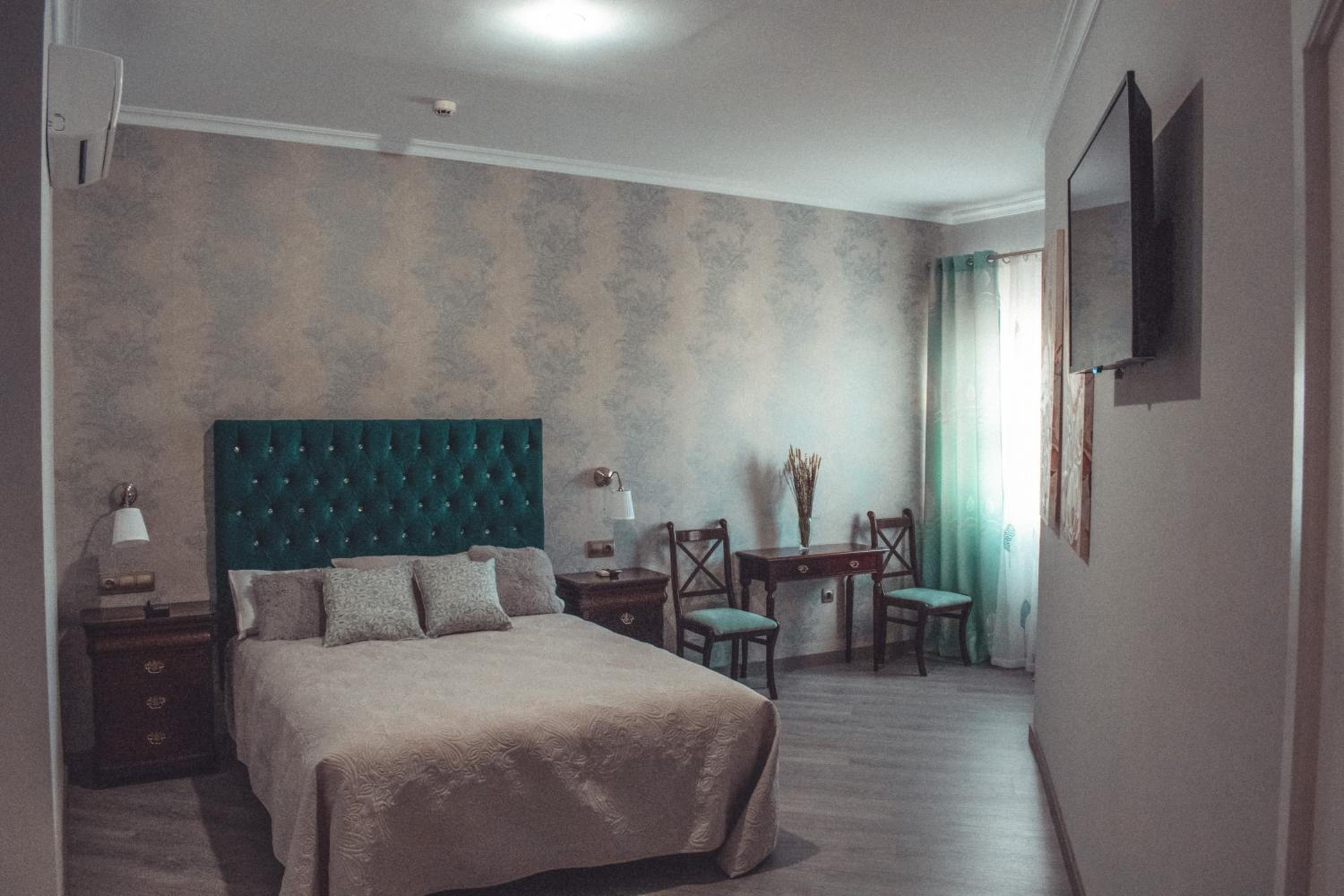 La Morona Hotel 8/40