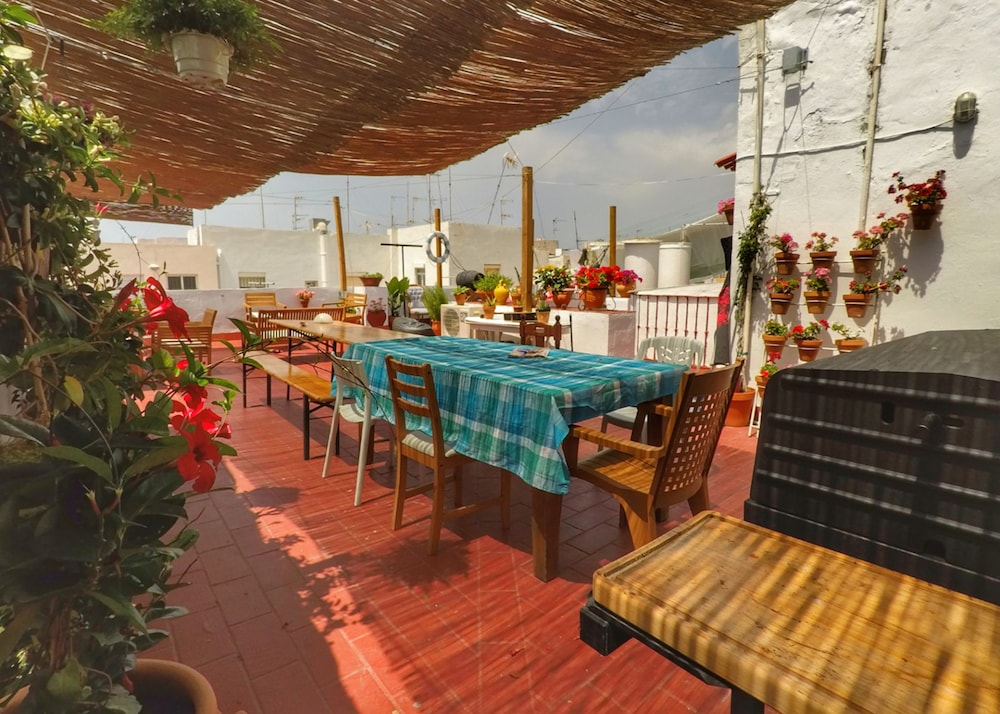 Spanish Galleon Lodge 28/40