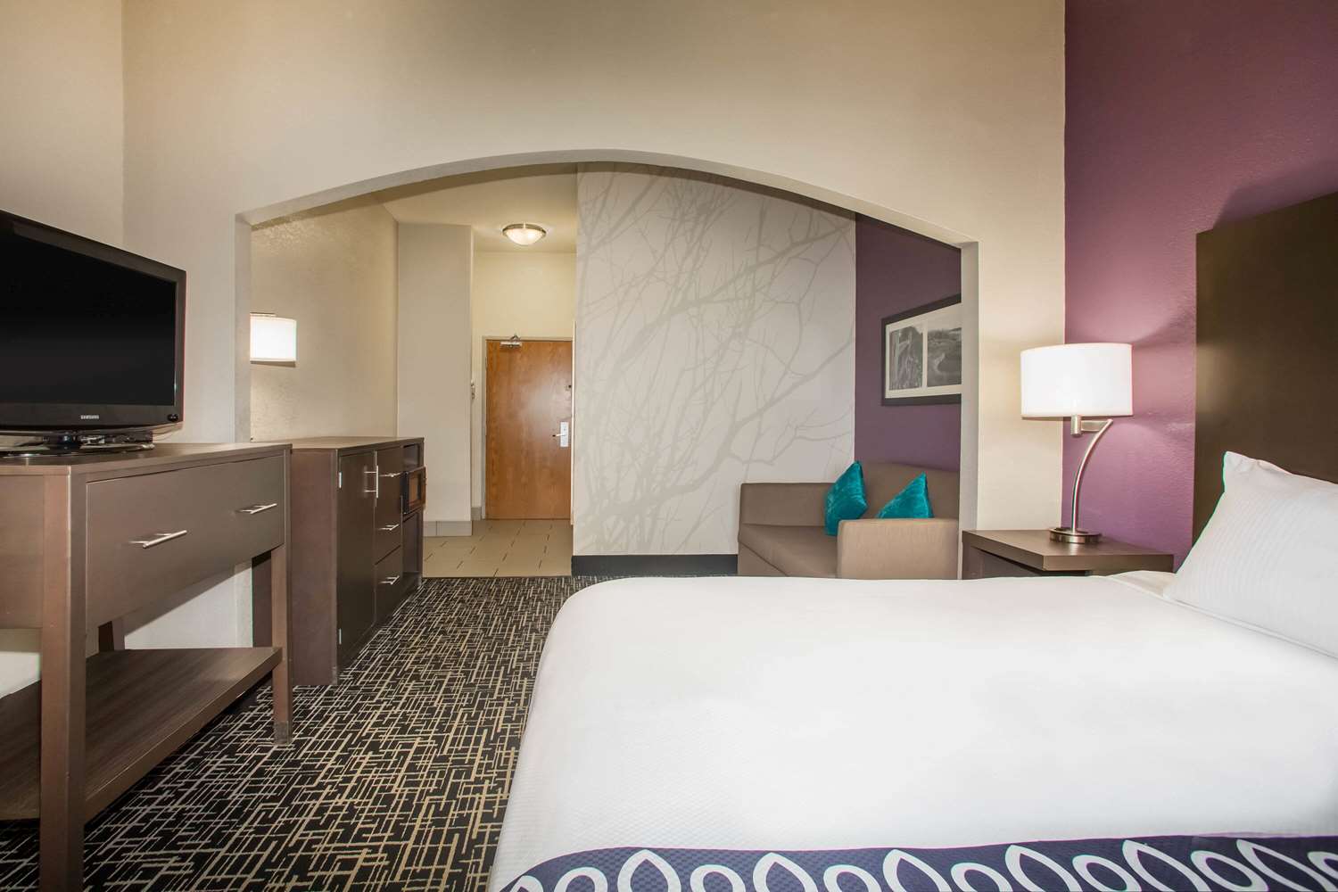 La Quinta Inn & Suites by Wyndham Pontoon Beach 14/37