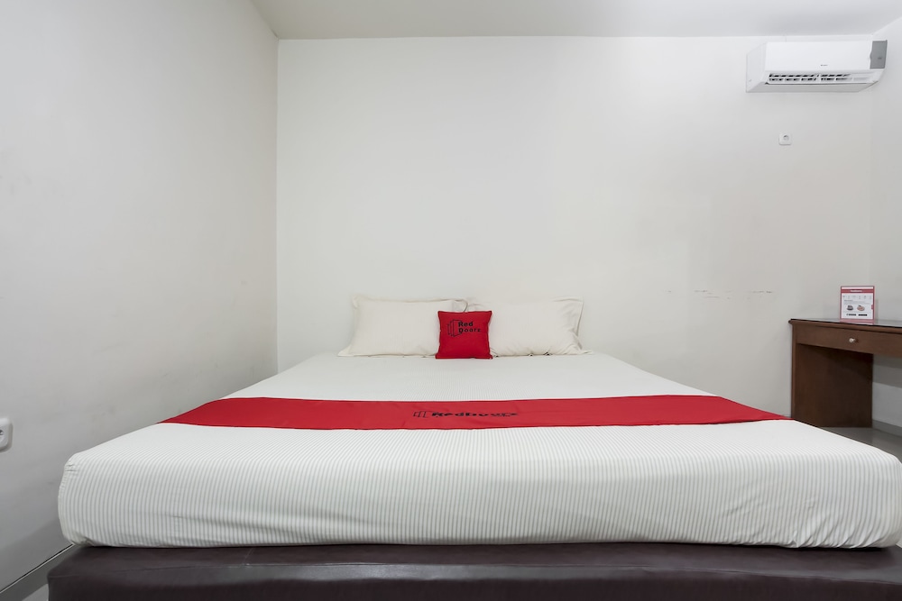 Reddoorz Panglima Sudirman 14/27