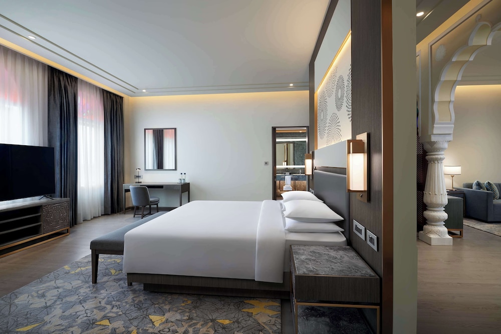 Hyatt Regency Jaipur Mansarovar 10/50
