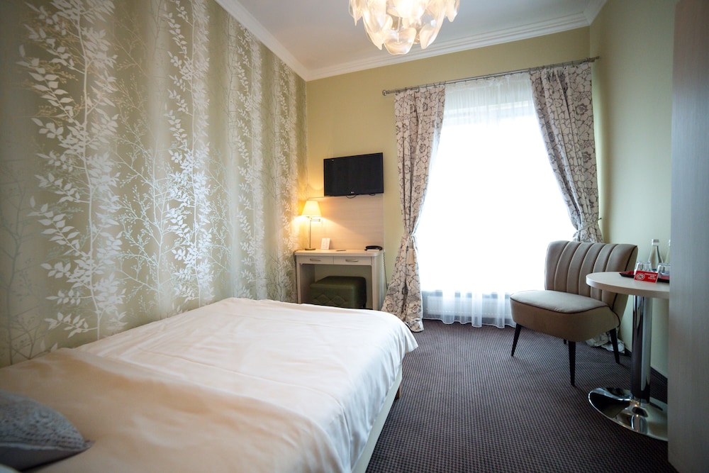 Hotel Sokolowska Airport Modlin 19/45