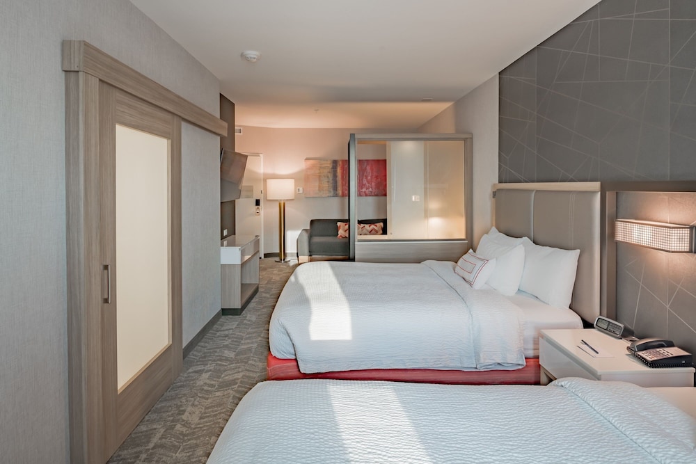 Suite, Multiple Beds, Accessible