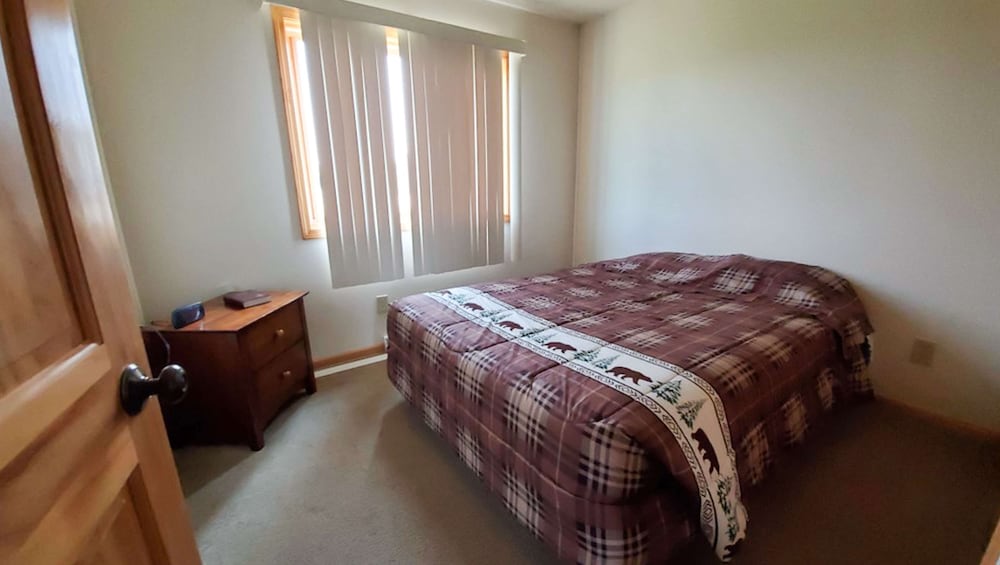 3 Bedrooms, Luxury, House, 3 Queen Beds