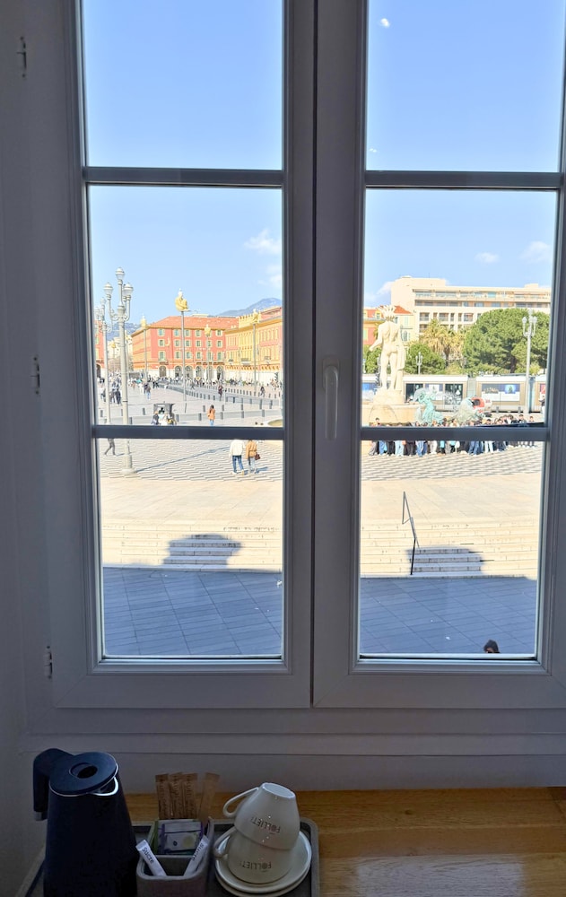 Hotel De La Mer 21/50
