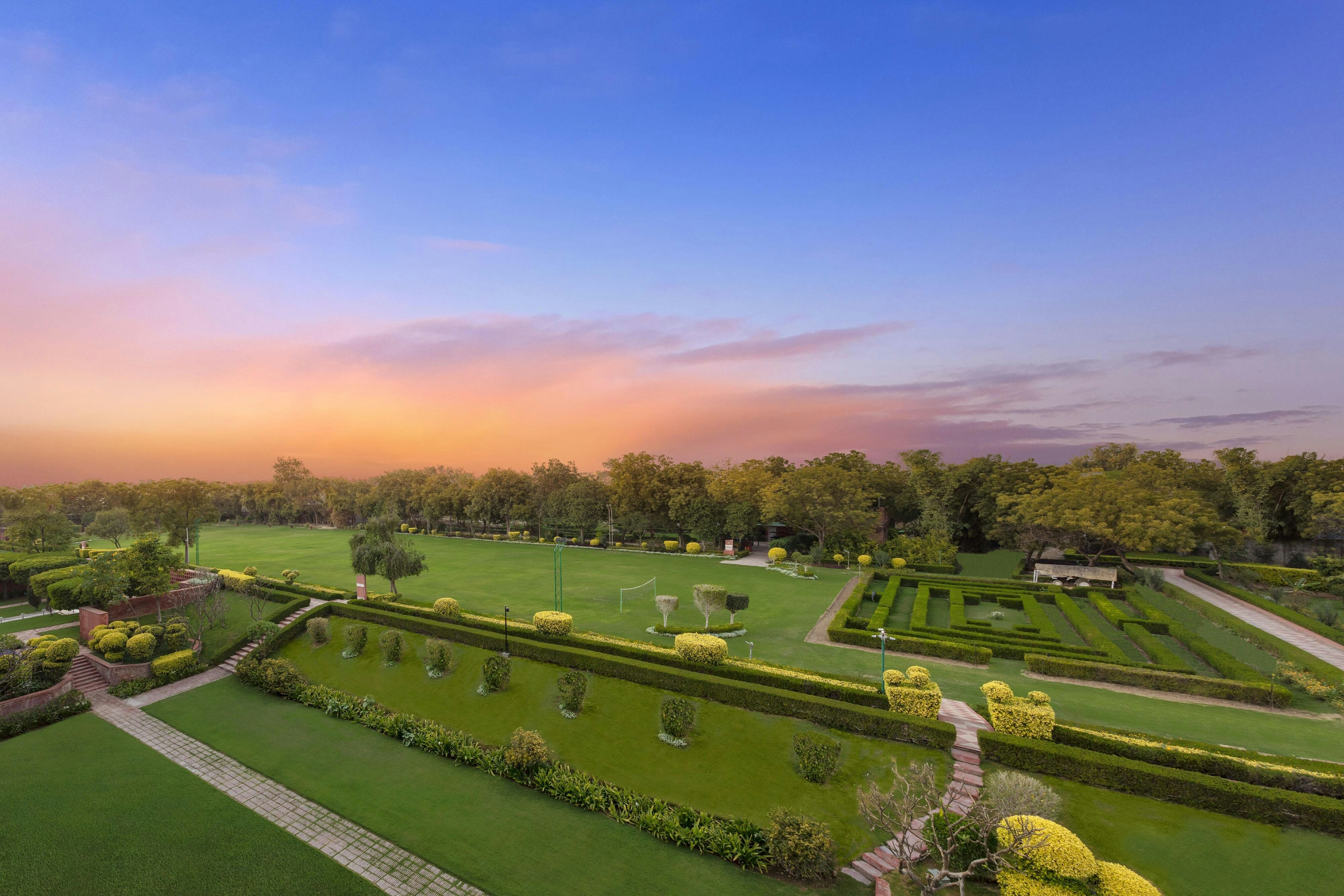 Itc Mughal A Luxury Collection Hotel Agra 55/59