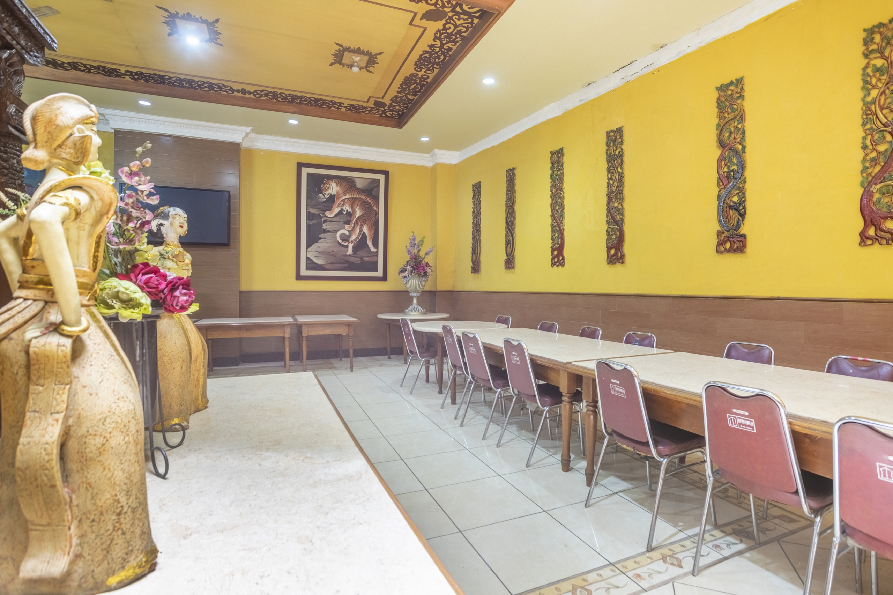Oyo 228 Hotel Lodaya 9/17