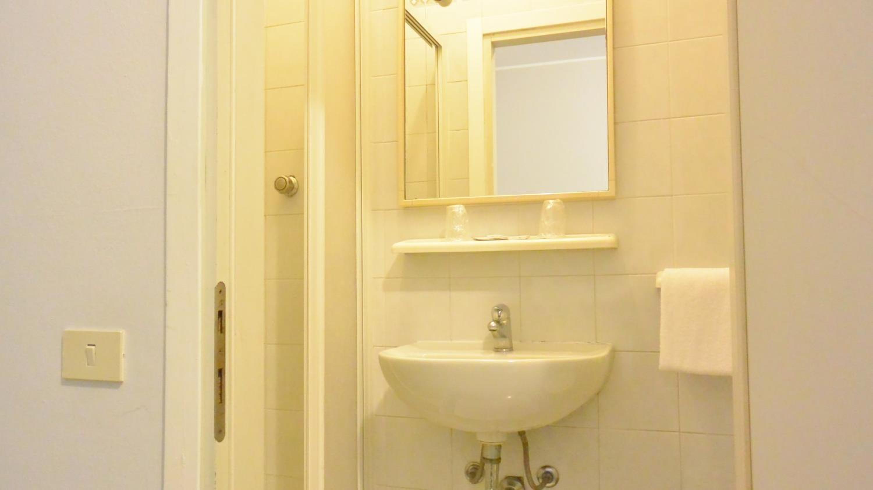 Hotel Arno 43/49