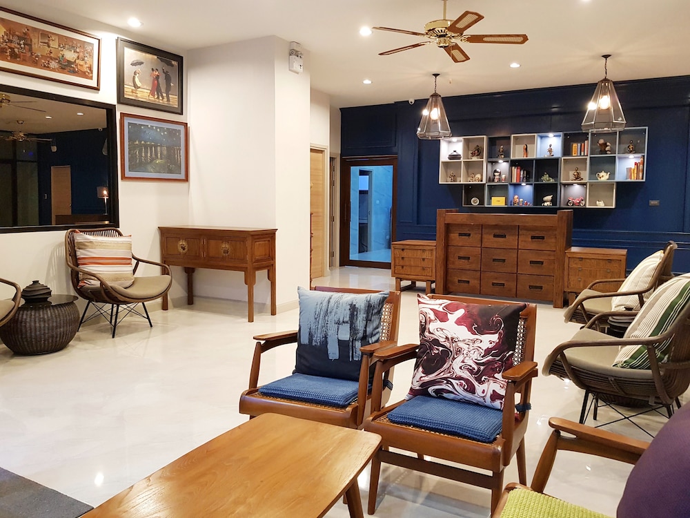 Chez Bure - Bure Homestay 54/76
