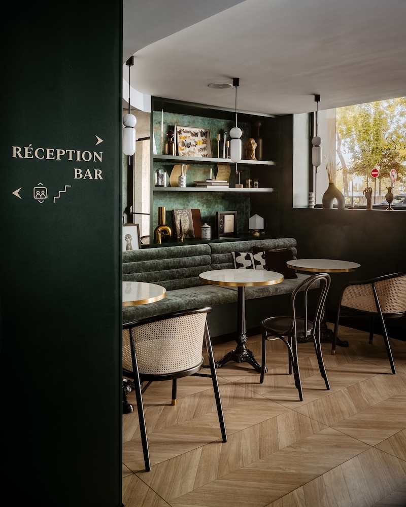 Hotel Mercure Paris Tour Eiffel Pont Mirabeau 33/49