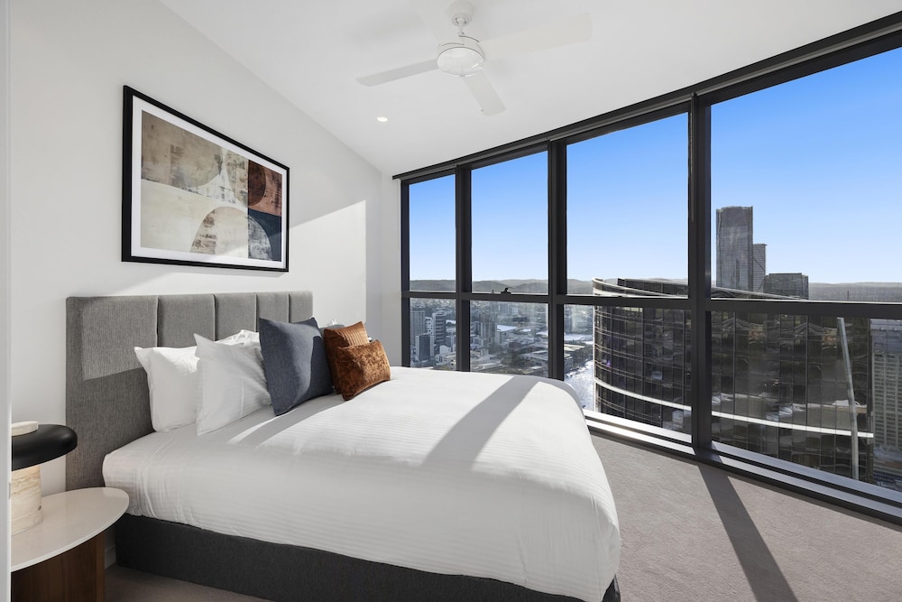 3 Bedrooms, Suite, 3 Queen Beds, Fireworks View