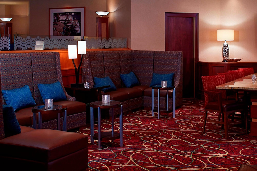 Chicago Marriott Northwest 24/27