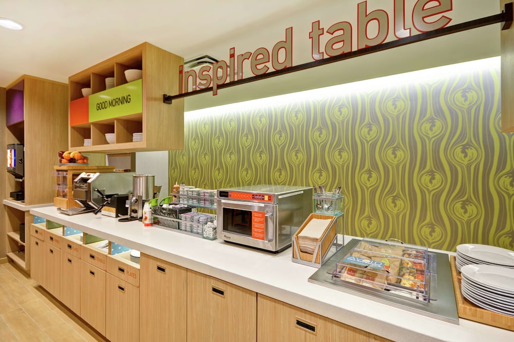 Home2 Suites by Hilton at the Galleria 17/46
