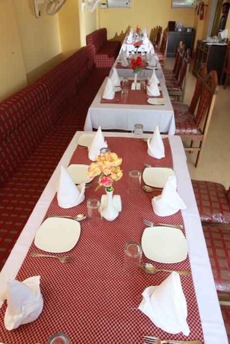 SAIESH INTERNATIONAL HOTEL 13/15