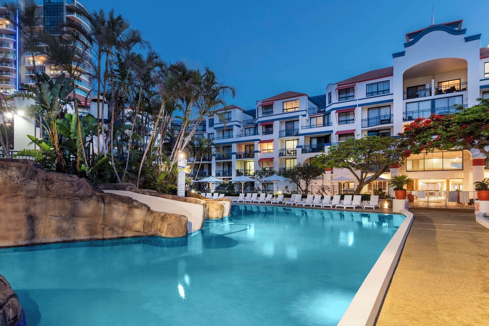 Oaks Gold Coast Calypso Plaza Suites 66/72