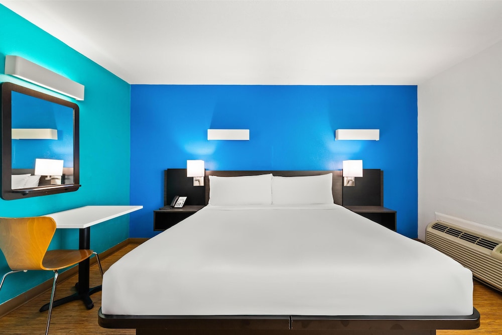 Signature Inn Miami 40/60