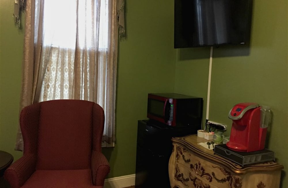 White Oak Manor Bed Breakfast 31/44