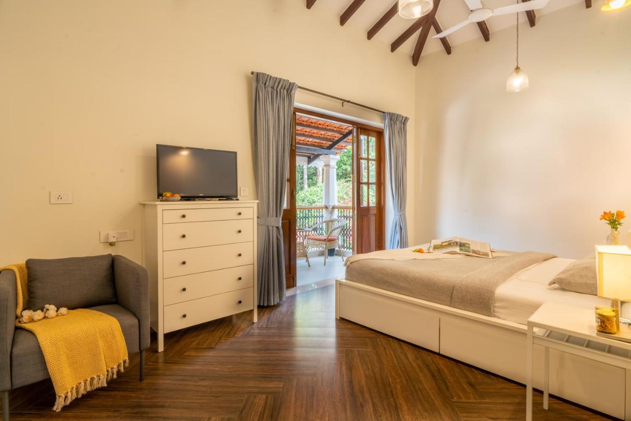 ELIVAAS 4BHK with Pvt Pool in Arpora Lumin 16/55