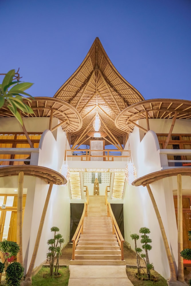 Pearl Sunset Resort in Gili Trawangan