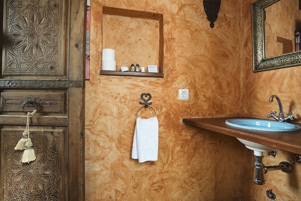 La Casa Del Califa 50/50