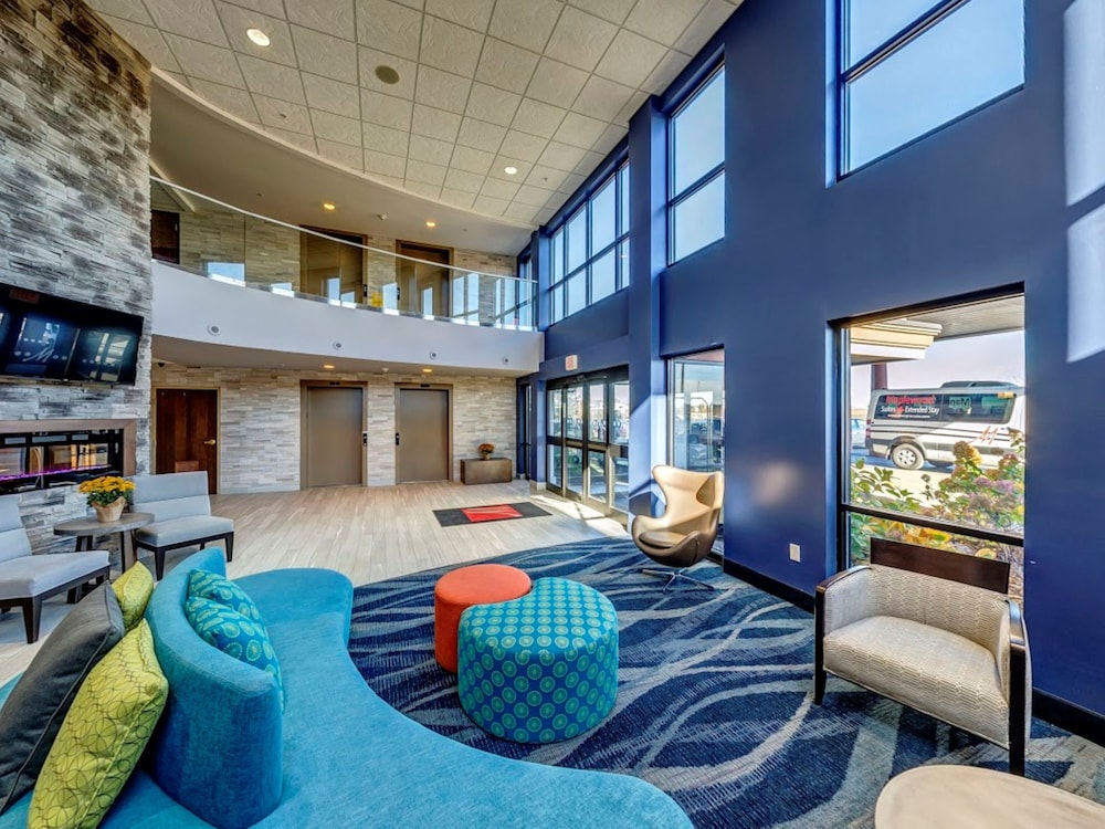 Holiday Inn & Suites Syracuse Airport - Liverpool 53/76