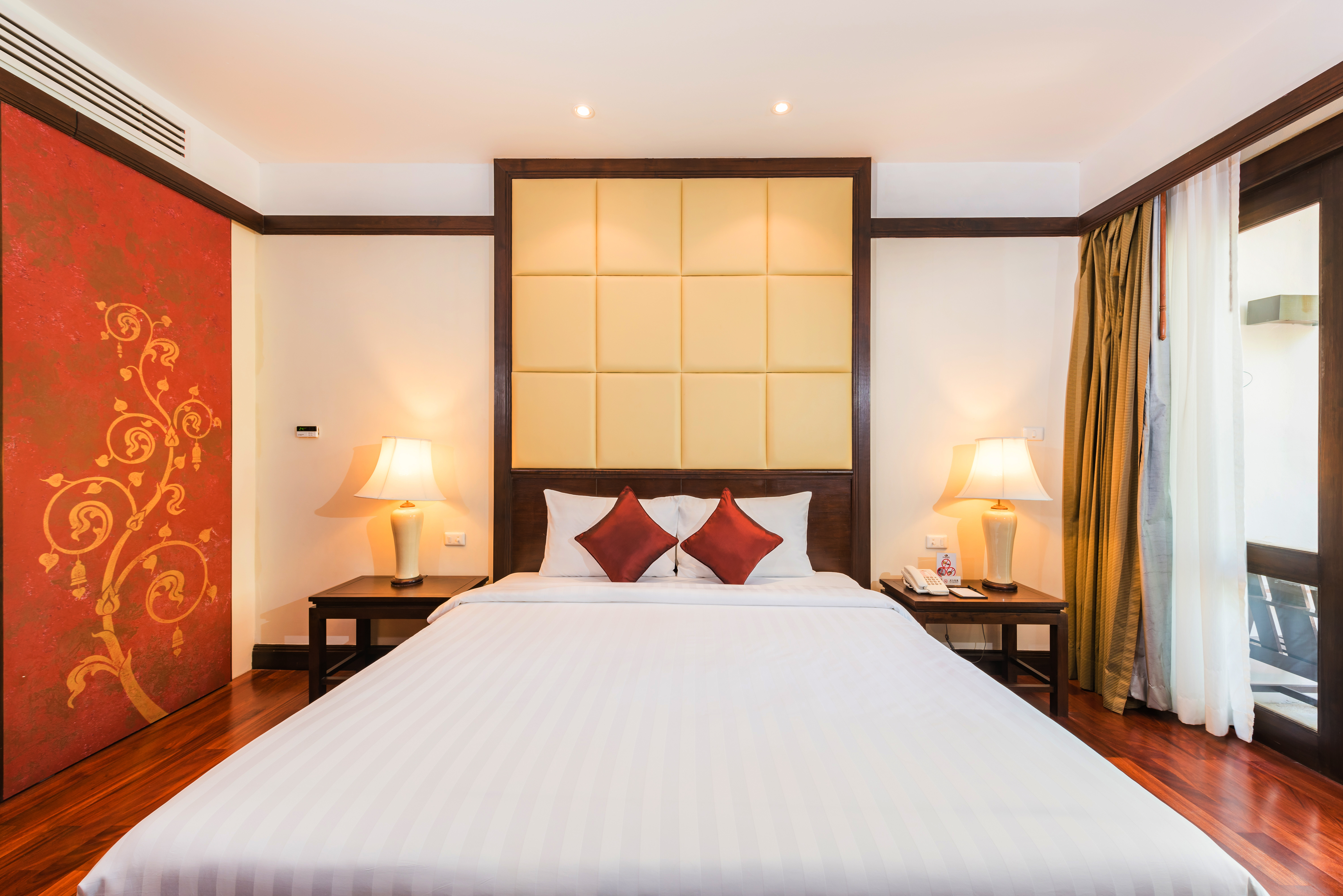 Grand Deluxe Room (35 sqm)
