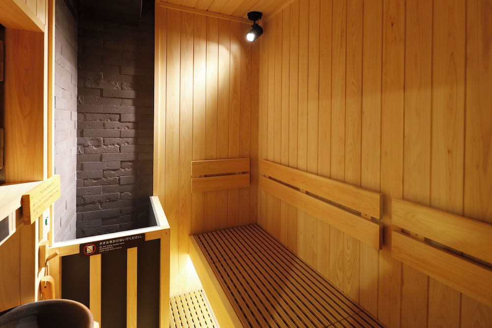 Global Cabin Yokohamachukagai 45/69
