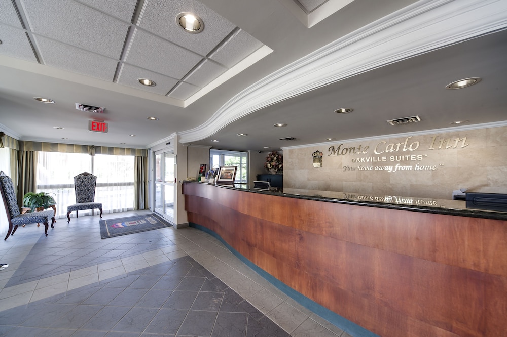 Monte Carlo Inn Oakville Suites 8/68